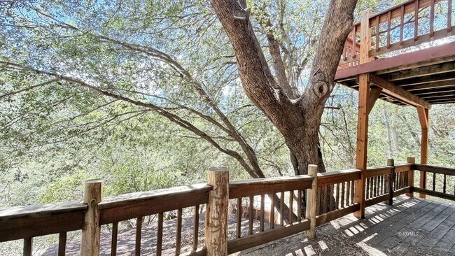 Building Photo - 26720 Robin Dr