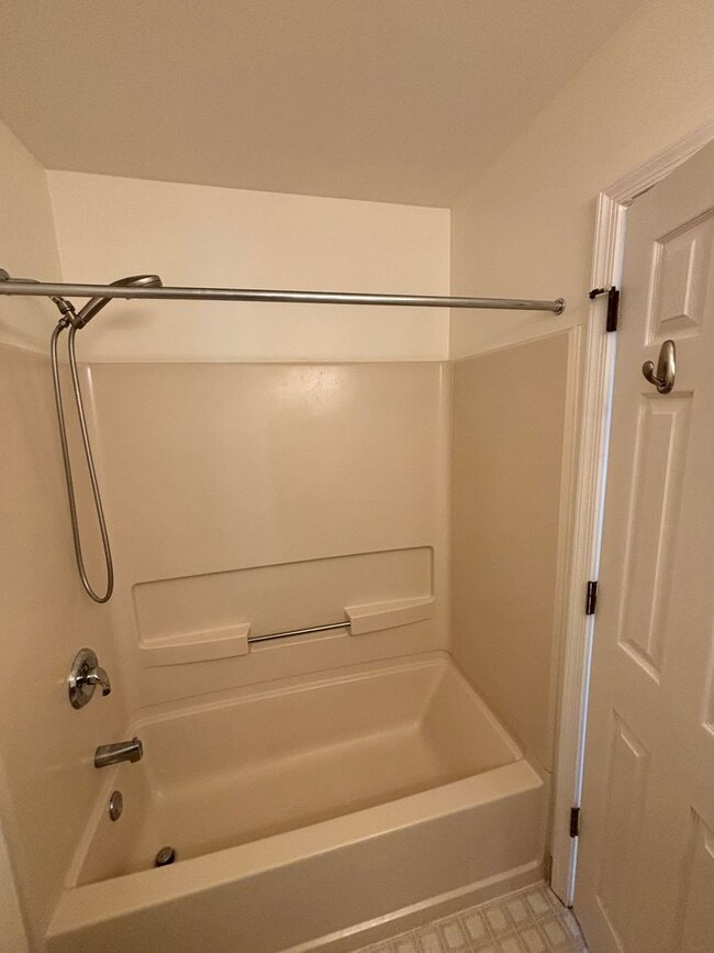 Building Photo - Updated New Tripoli Rental
