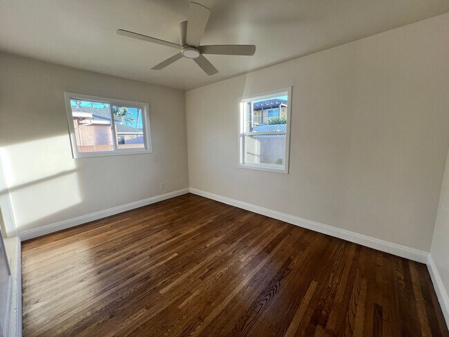 Building Photo - Beautifully Maintained 3 bedroom home