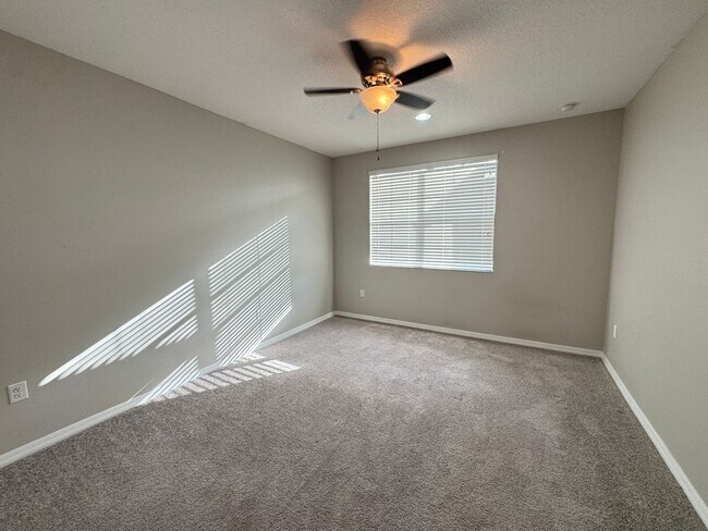 Building Photo - $300 off of a month of rent!! Experience the Epitome of Lakeside Luxury Living — For Rent in Narc...