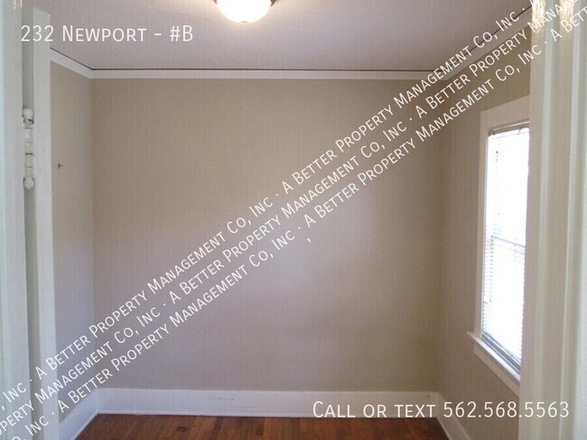 Building Photo - 232 Newport-#B