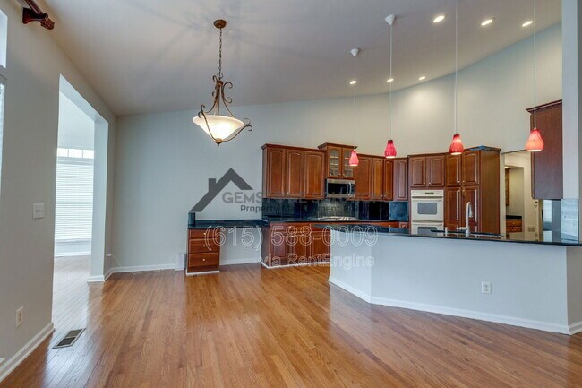 Building Photo - 756 Rolling Fork Dr