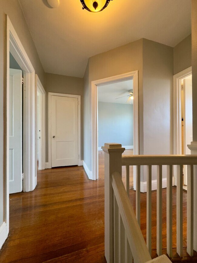Building Photo - Charming 3 Bedroom/2 Bathroom Townhome in Ednor Gardens-Lakeside, MD!