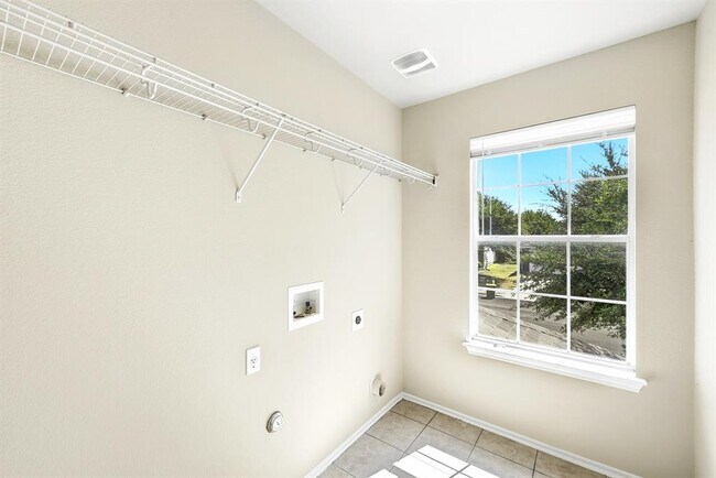 Building Photo - 13316 Marie Ln