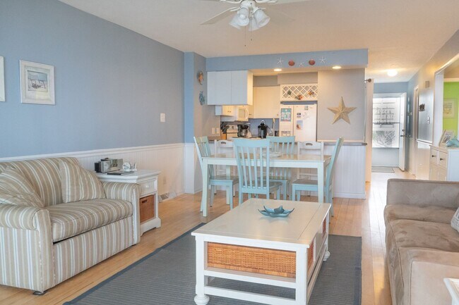 Building Photo - ELEGANT OCEANFRONT OFF-SEASON RENTAL FOR YOUR PERFECT WINTER GETAWAY