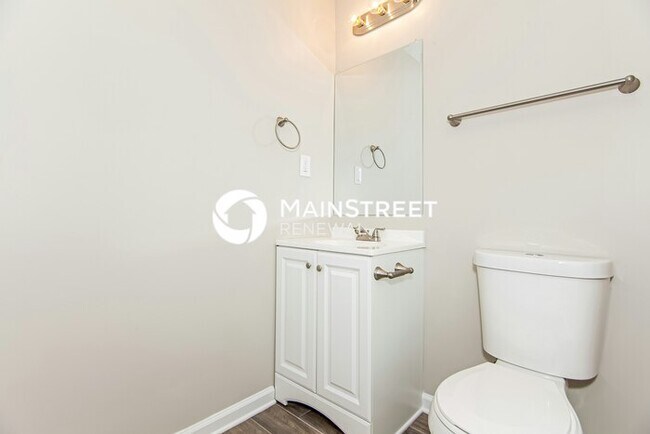 Building Photo - 3 Bedroom Pet-Friendly Home in Gastonia, NC with Main Street Renewal