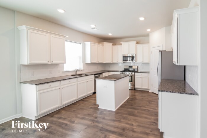 Building Photo - 5221 American Holly Ln