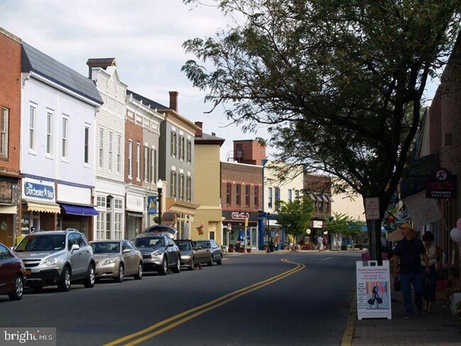 Building Photo - 304 Choptank Ave