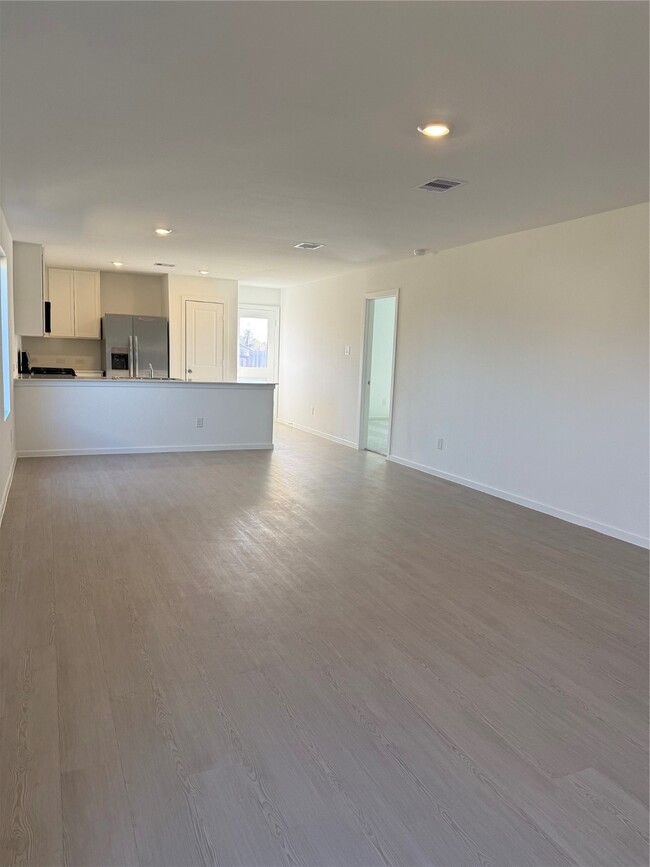 Building Photo - 14896 N Ascot Bnd Cir