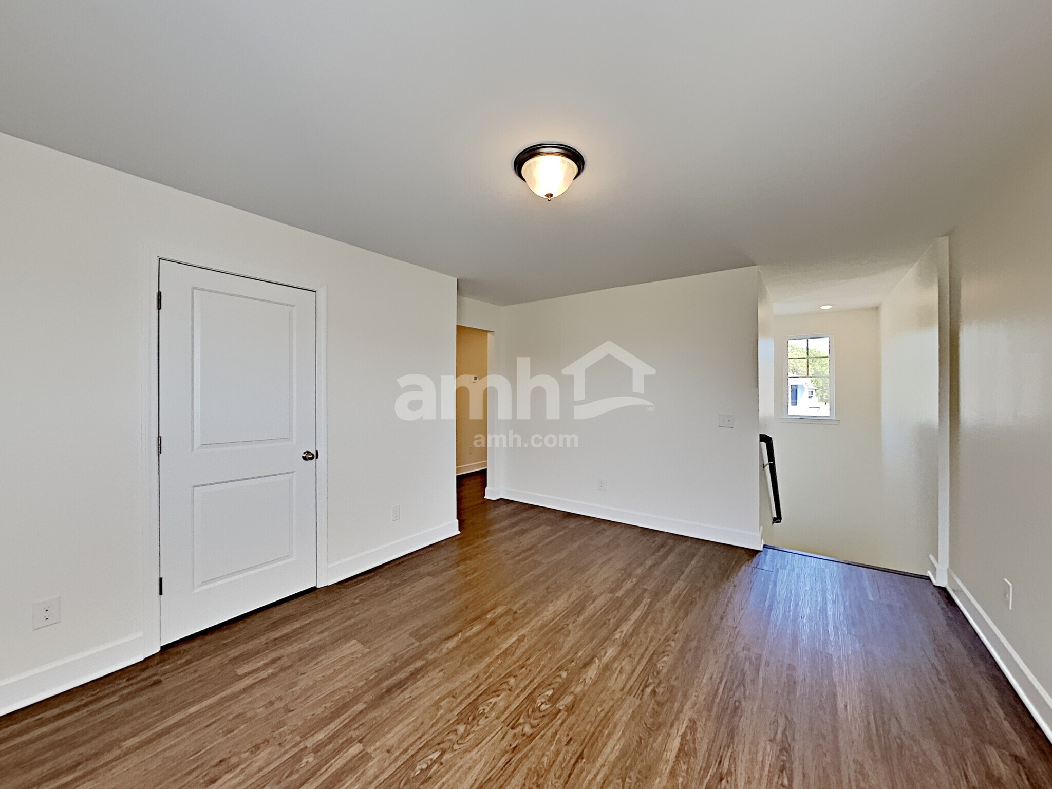 Building Photo - 5048 Trailwater Dr