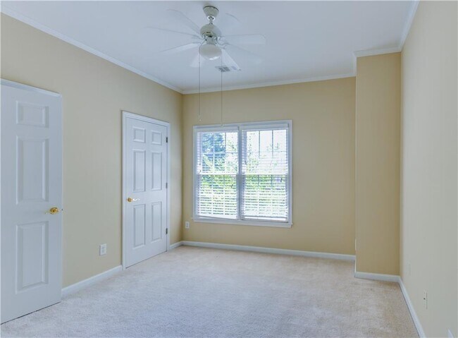 Building Photo - 110 Jilstone Ct