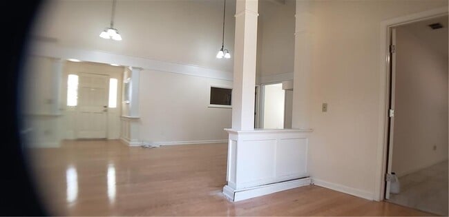 Building Photo - 4083 Deerbrook Way SW