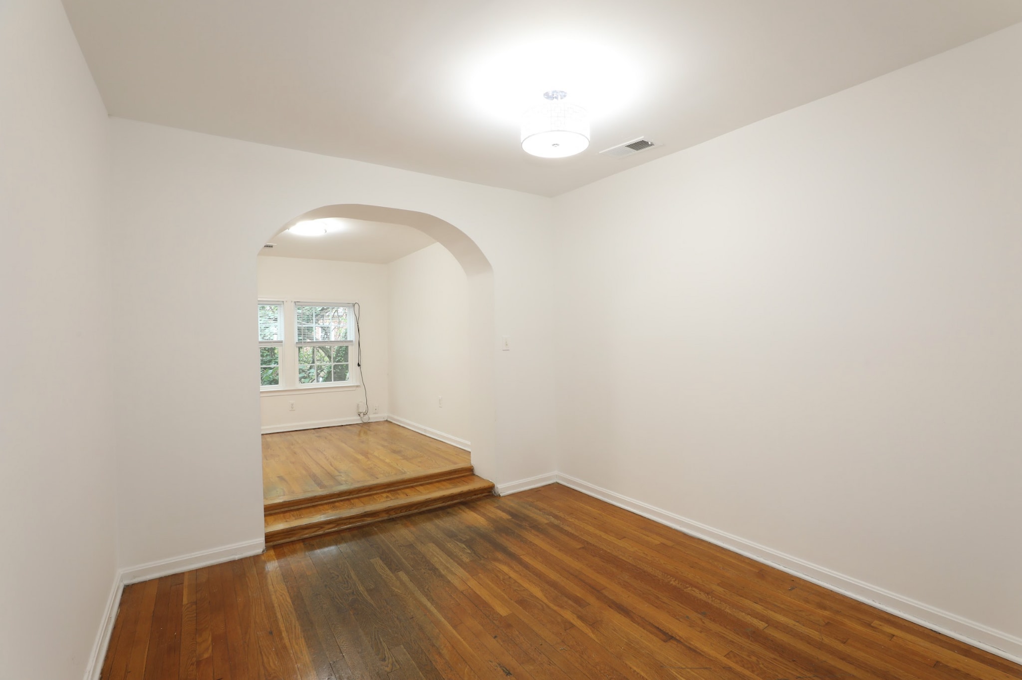 Building Photo - 1305 Orren St NE