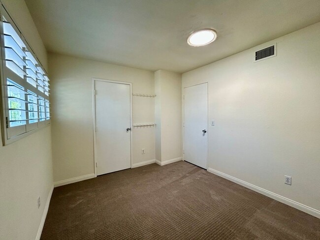 Building Photo - 4 Bed, 2 Bath in the Heart of Santee!