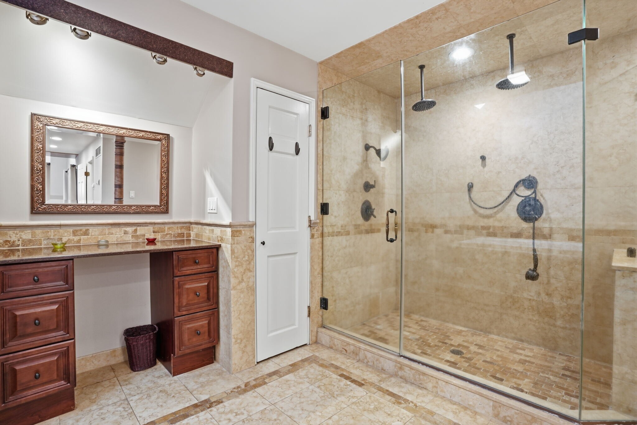 Building Photo - 244 Mathers Rd