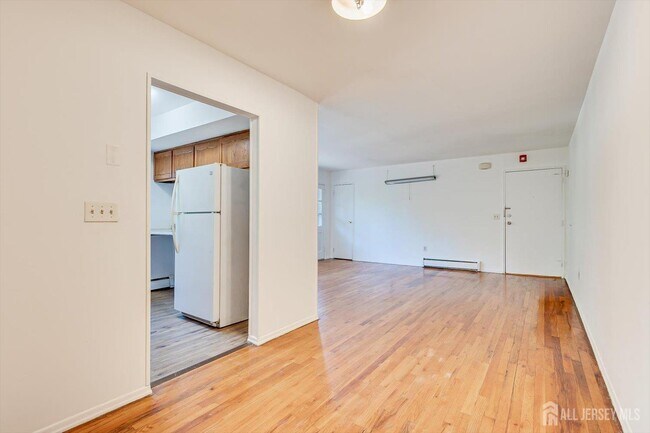 Building Photo - 55 Gill Ln