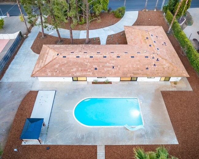 Building Photo - Charming Updated Home in Poway!
