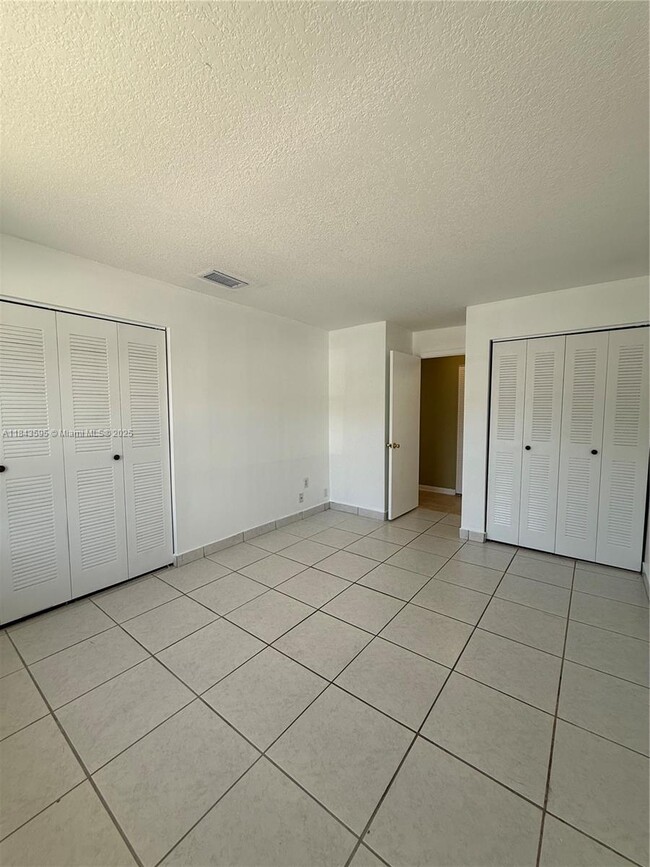 Building Photo - 7700 SW 155th Pl