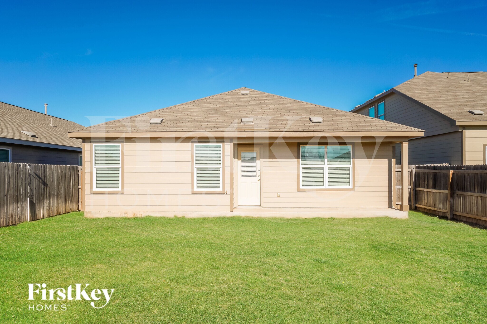 Building Photo - 1252 Treehouse Ln