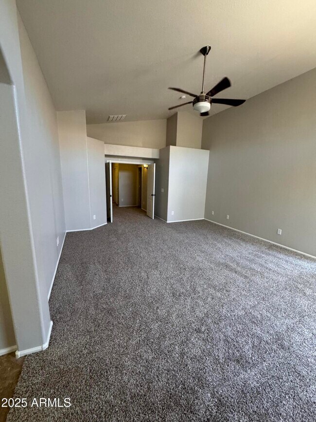 Building Photo - 22530 N Van Loo Dr