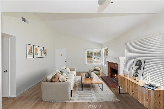 Building Photo - 14941 Doheny Cir