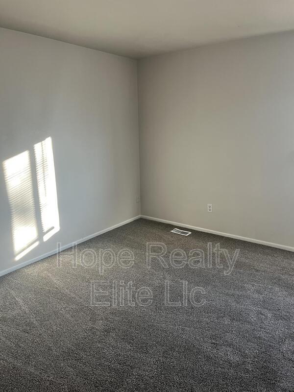 Building Photo - 2463 Astrozon Cir