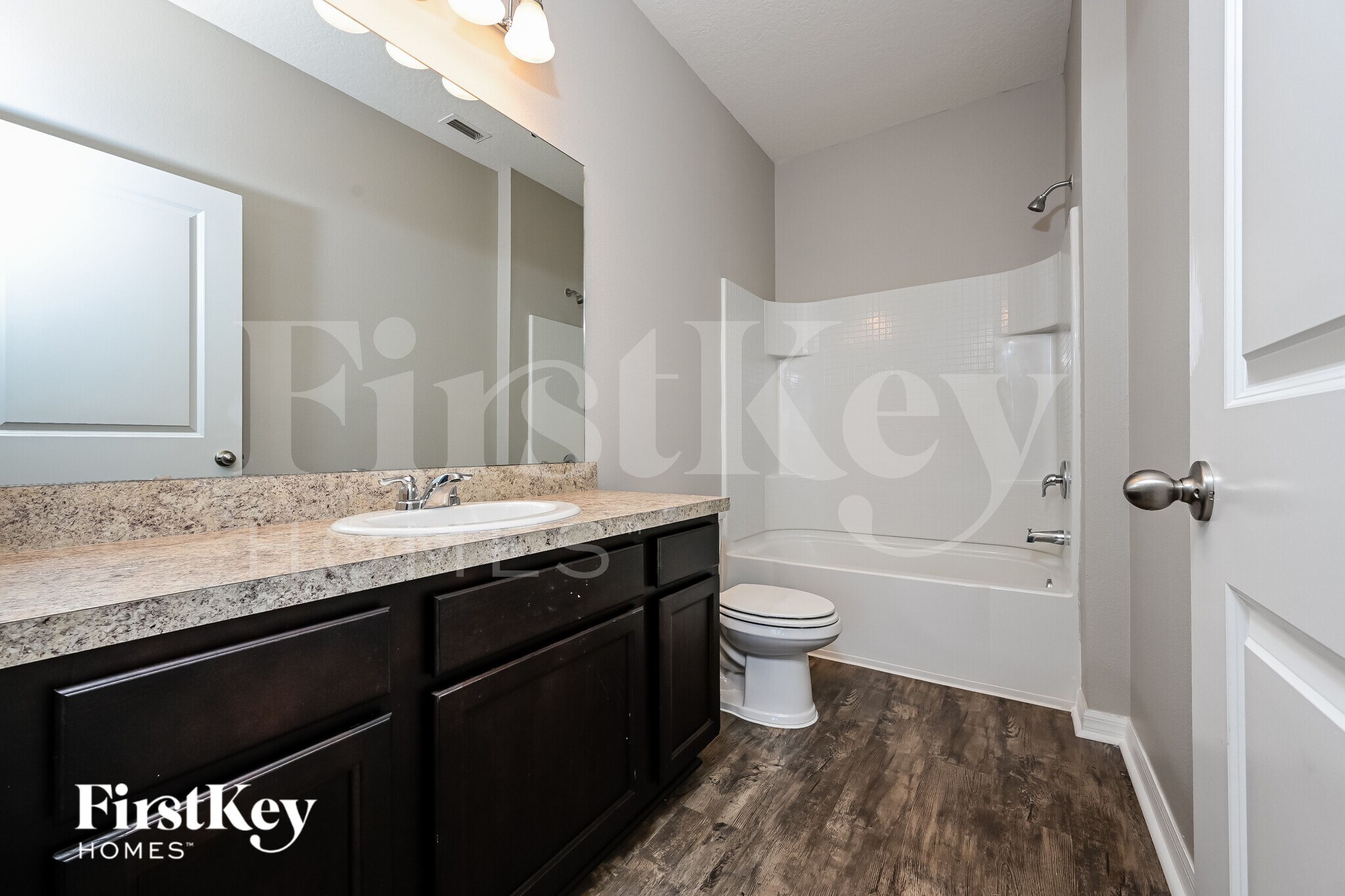 Building Photo - 3056 Gibraltar Blvd