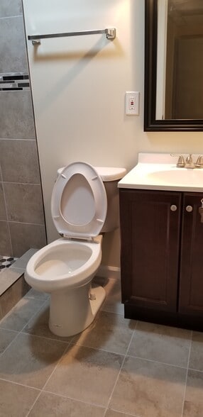 Building Photo - 7452 Fountain Head Dr