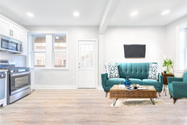 Building Photo - Incredible 4 bed 2 bath - East Cambridge/K...