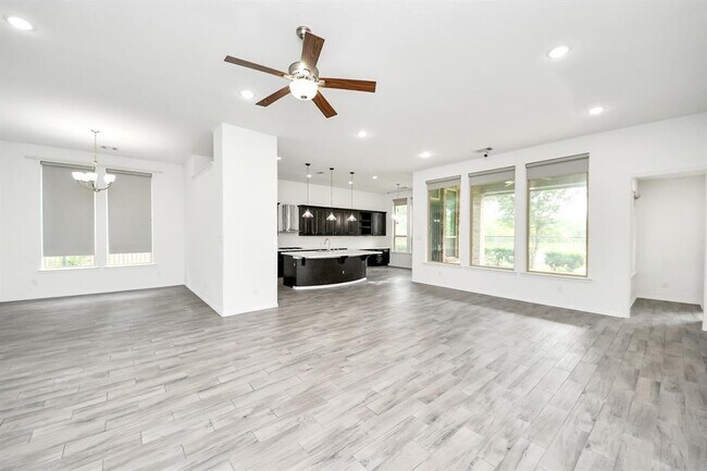 Building Photo - 10910 Wardrop Pl
