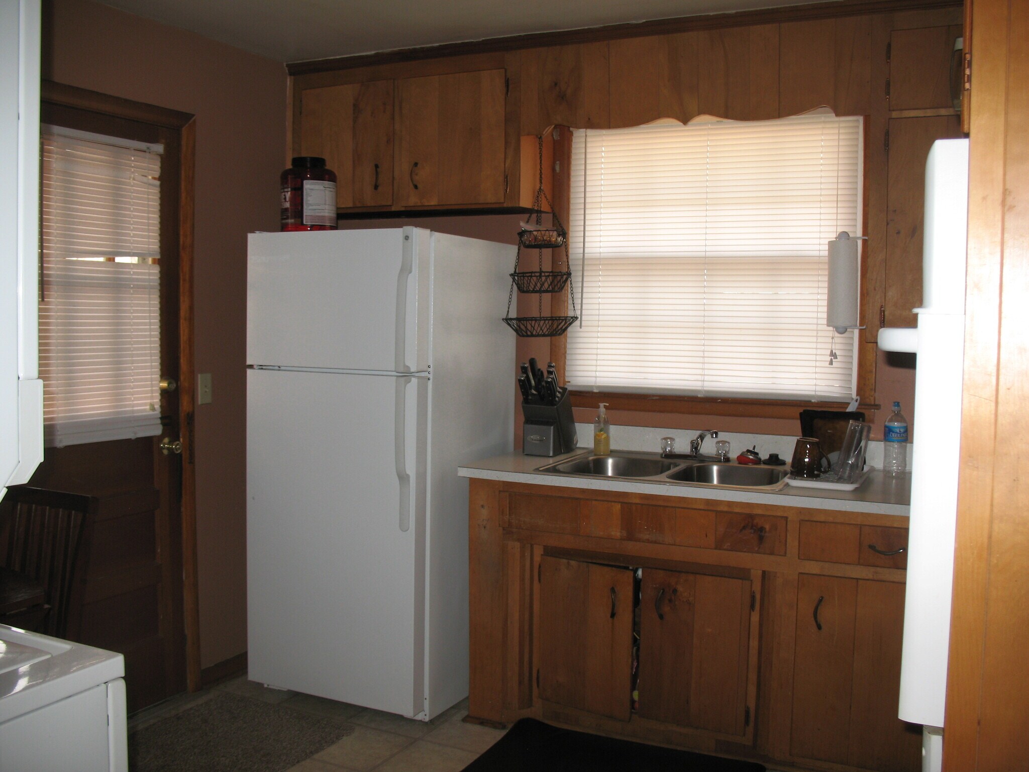 Building Photo - 2513 Ashwood Ave