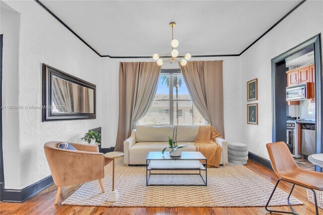 Building Photo - 900 16th St