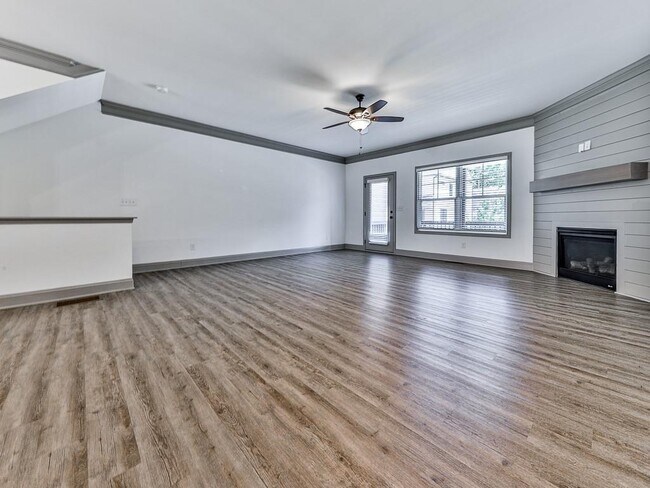 Building Photo - 419 Stovall Pl