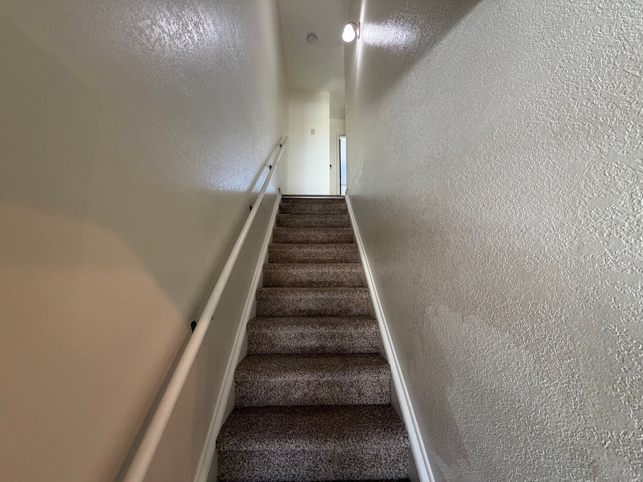 Building Photo - 919 44th Ave Ct