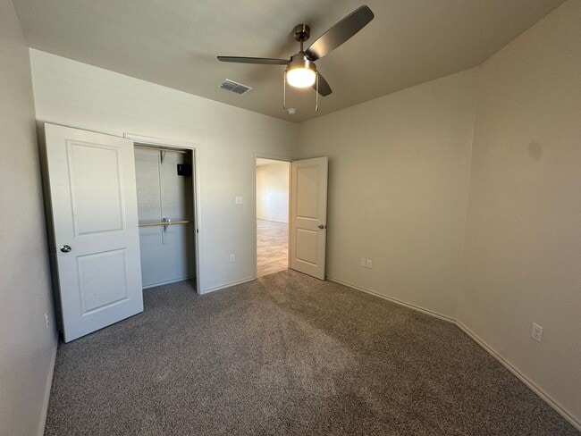 Building Photo - Available Now- Half Off First Months Rent!