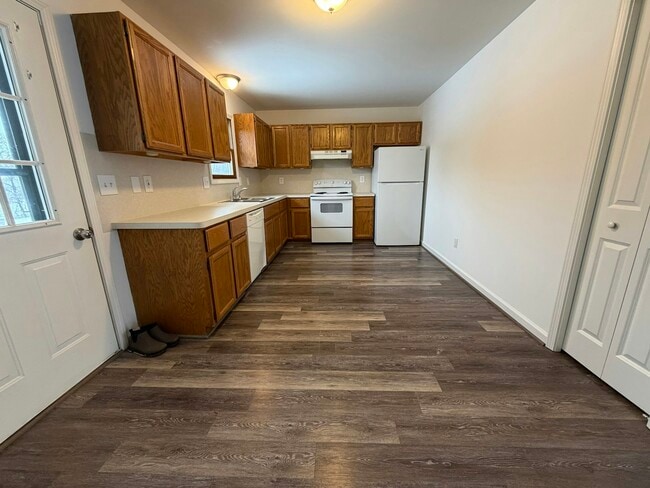 Building Photo - 801 S 15th St