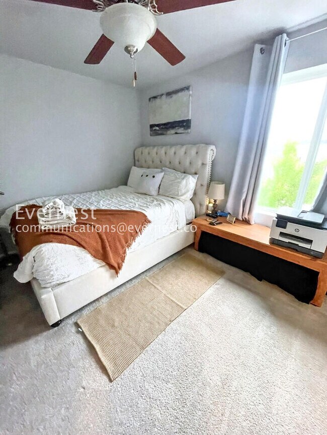 Building Photo - 1123 Huntington Ave