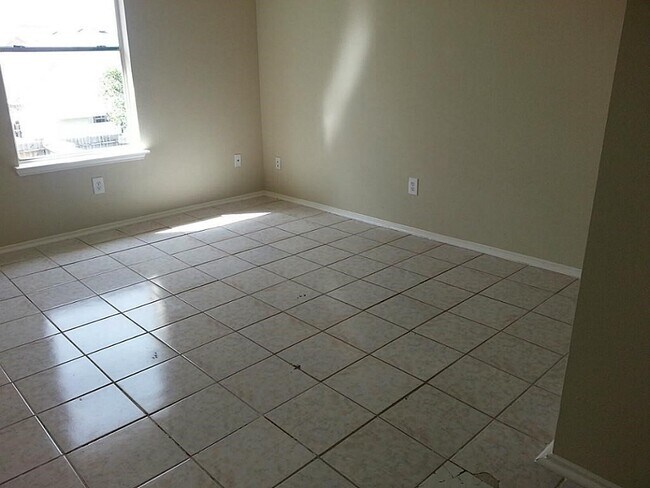 Building Photo - 6719 Lower Arrow Dr