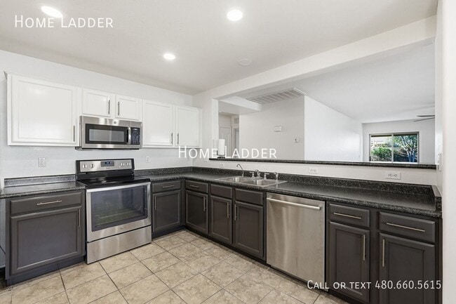 Building Photo - 44760 W Paitilla Ln
