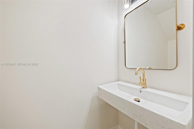 Building Photo - 8511 NW 141st Terrace