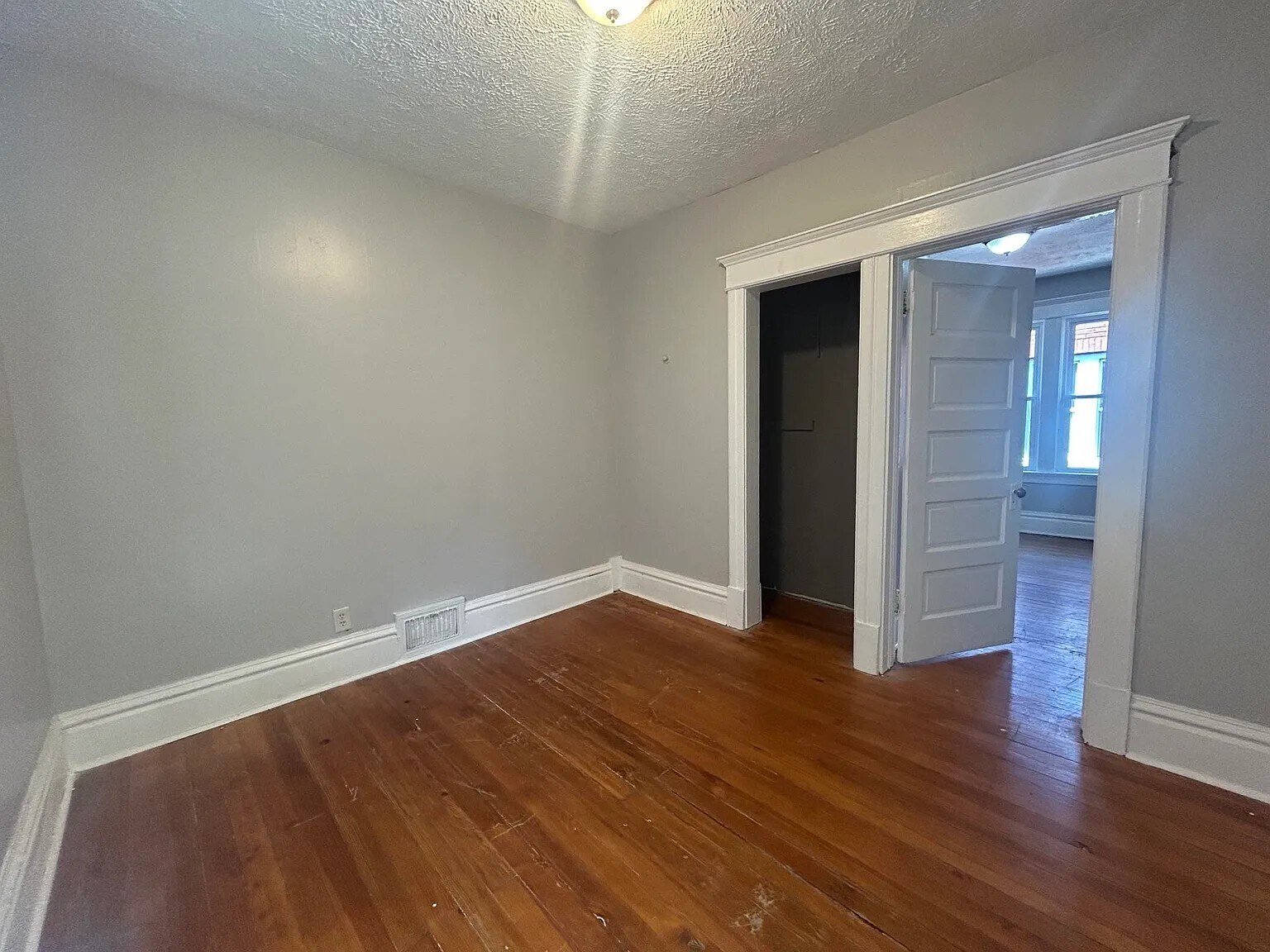 Bedroom 2 - 1421 Charles St