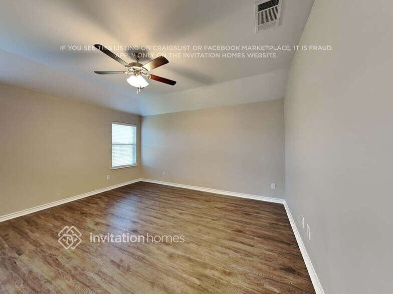 Building Photo - 137 Acadia Ln