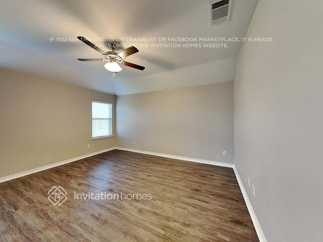 Building Photo - 137 Acadia Ln