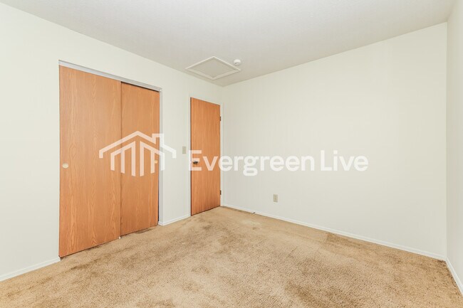 Building Photo - 6372 Nightwind Ct