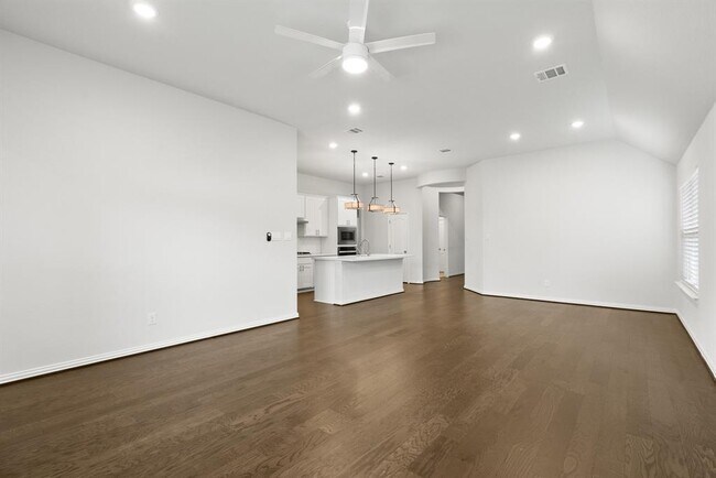 Building Photo - 223 Oleander Loop