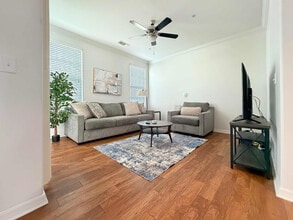 Building Photo - 1740 Bearberry Cir