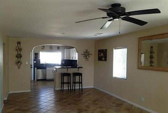 Building Photo - 338 N Grant St