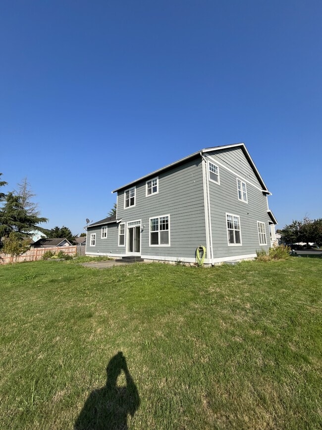 Building Photo - 1341 Colony Ct