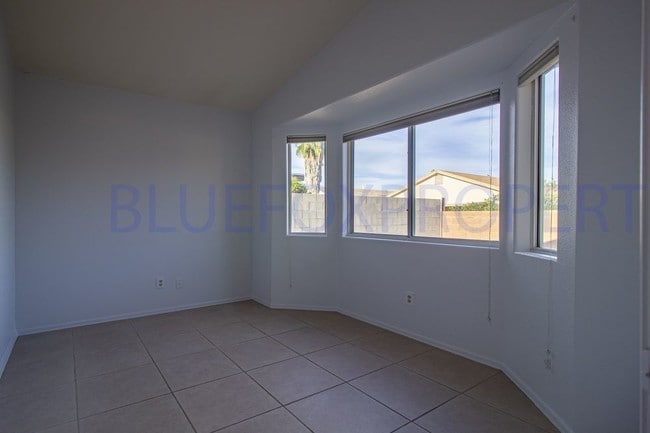 Building Photo - 7845 S Kilbrennan Way