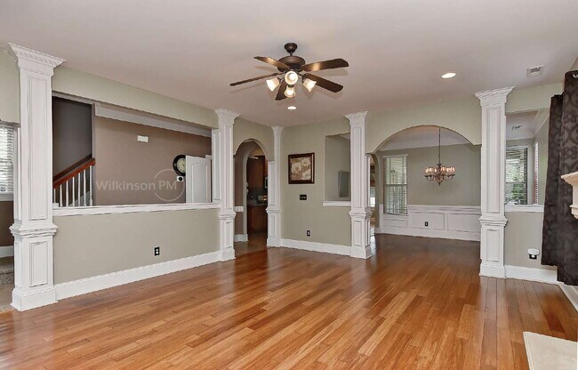 Building Photo - Charming 3-Bedroom in Arbor Croft with Out...